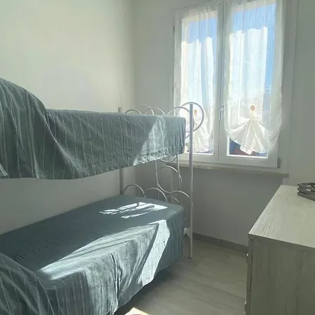 Ferienhaus - Independent House With Garden Sirmione